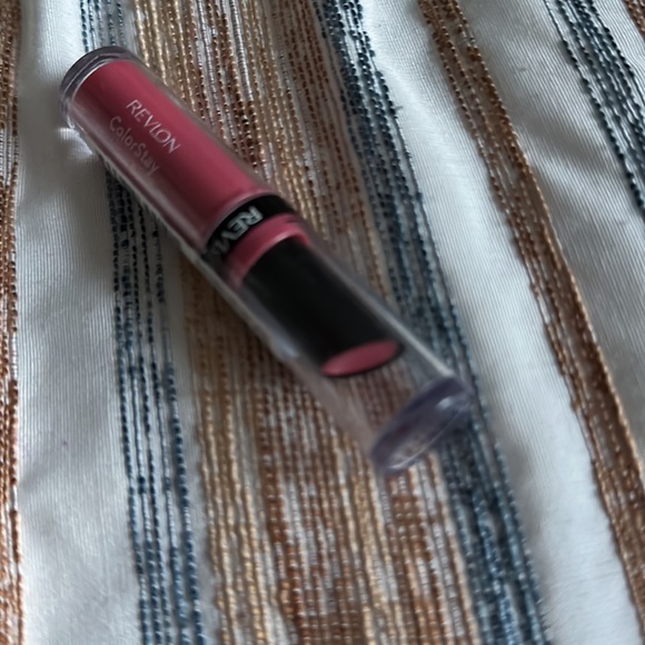 Revlon ColorStay Ultimate Suede Lipstick- 010 WOMENSWEAR - Picture 6 of 6